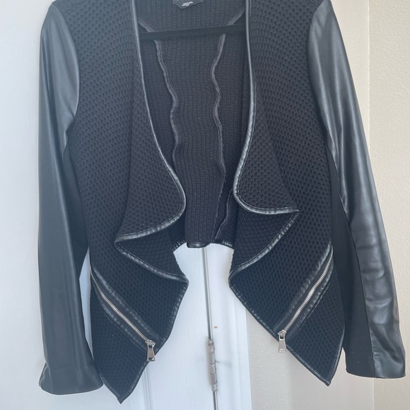 Jacket - Picture 1 of 3